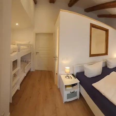 Kranich Lejlighed Bastorf